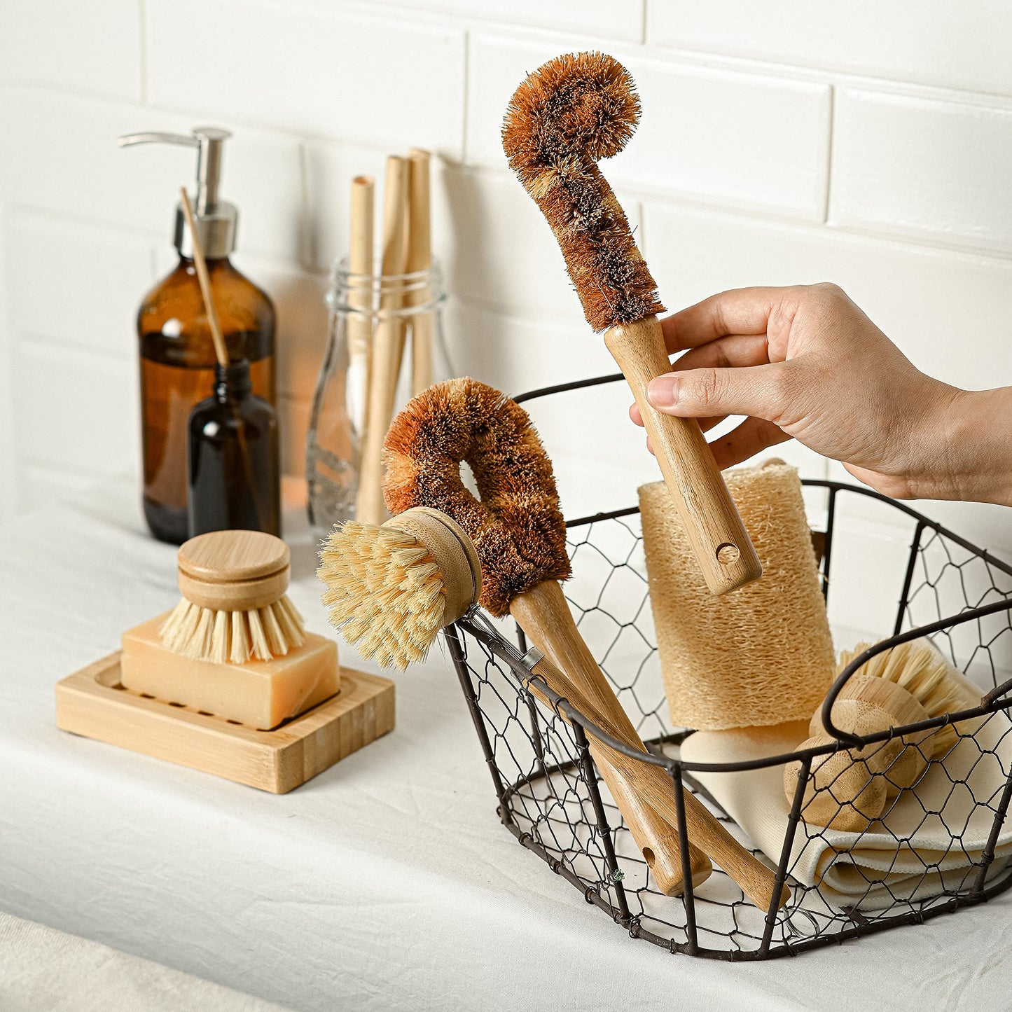 Jungle Culture® 6 Piece Natural Dish Brushes for Washing Up • Eco Dish Brush Kitchen Cleaning Set • Plant Based Coconut Scrubbers • Bottle/Pot Brush & Eco Friendly Scourer Sponge for Pans & Dishes